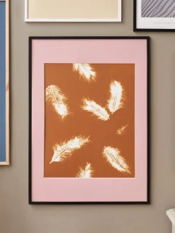 Søstrene Grene Plakat Feather Dark Mustard 40 X 50