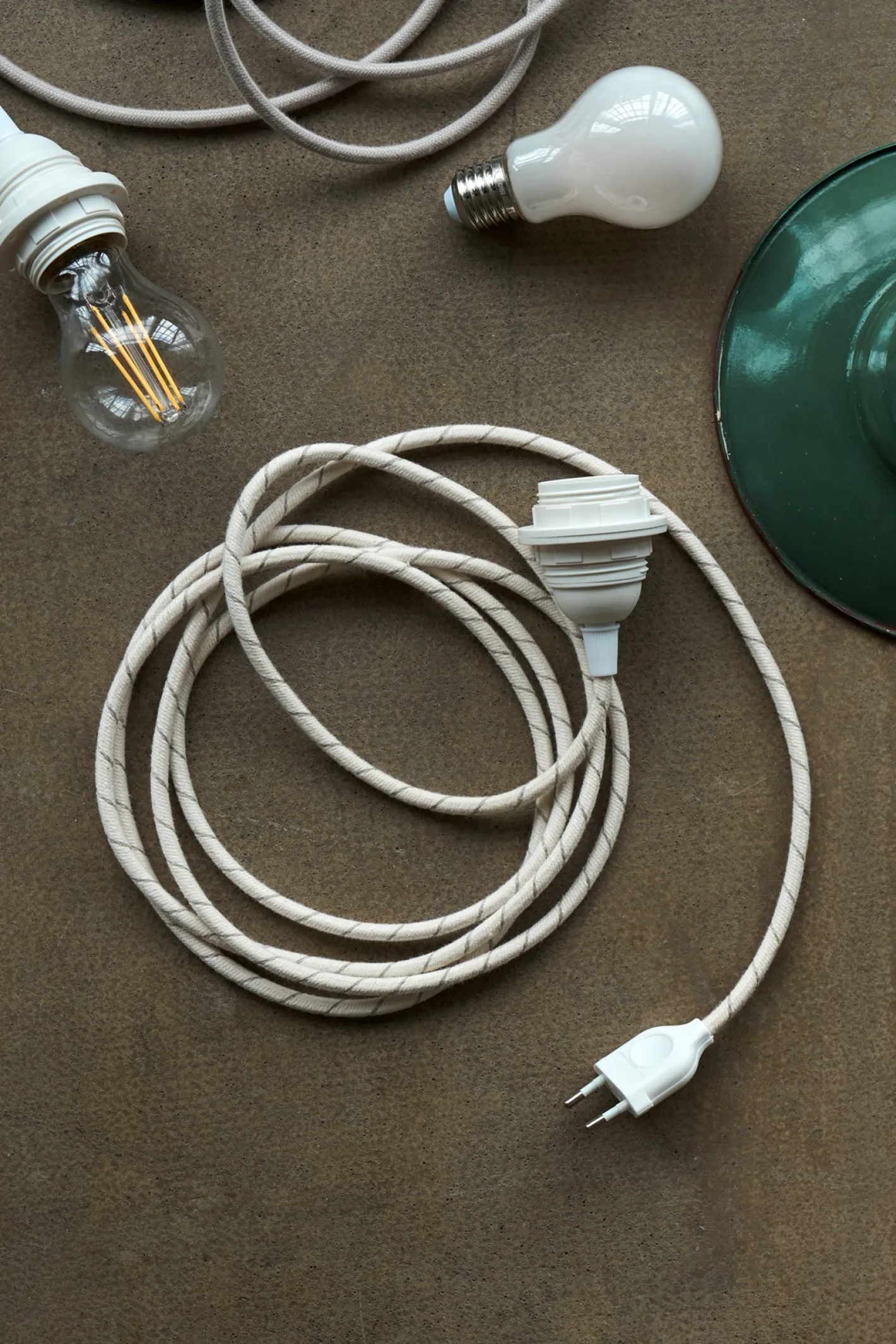 Søstrene Grene Plug-in Pendellampe White
