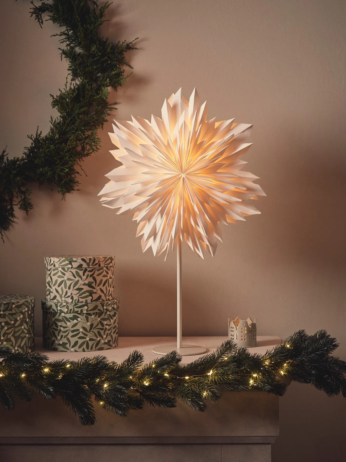 Søstrene Grene Snefnuglampe